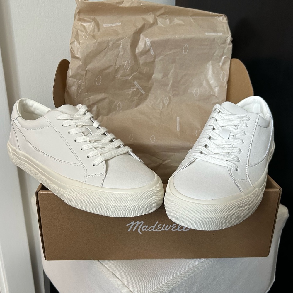 Madewell Sidewalk Low-Top Leather Sneakers
